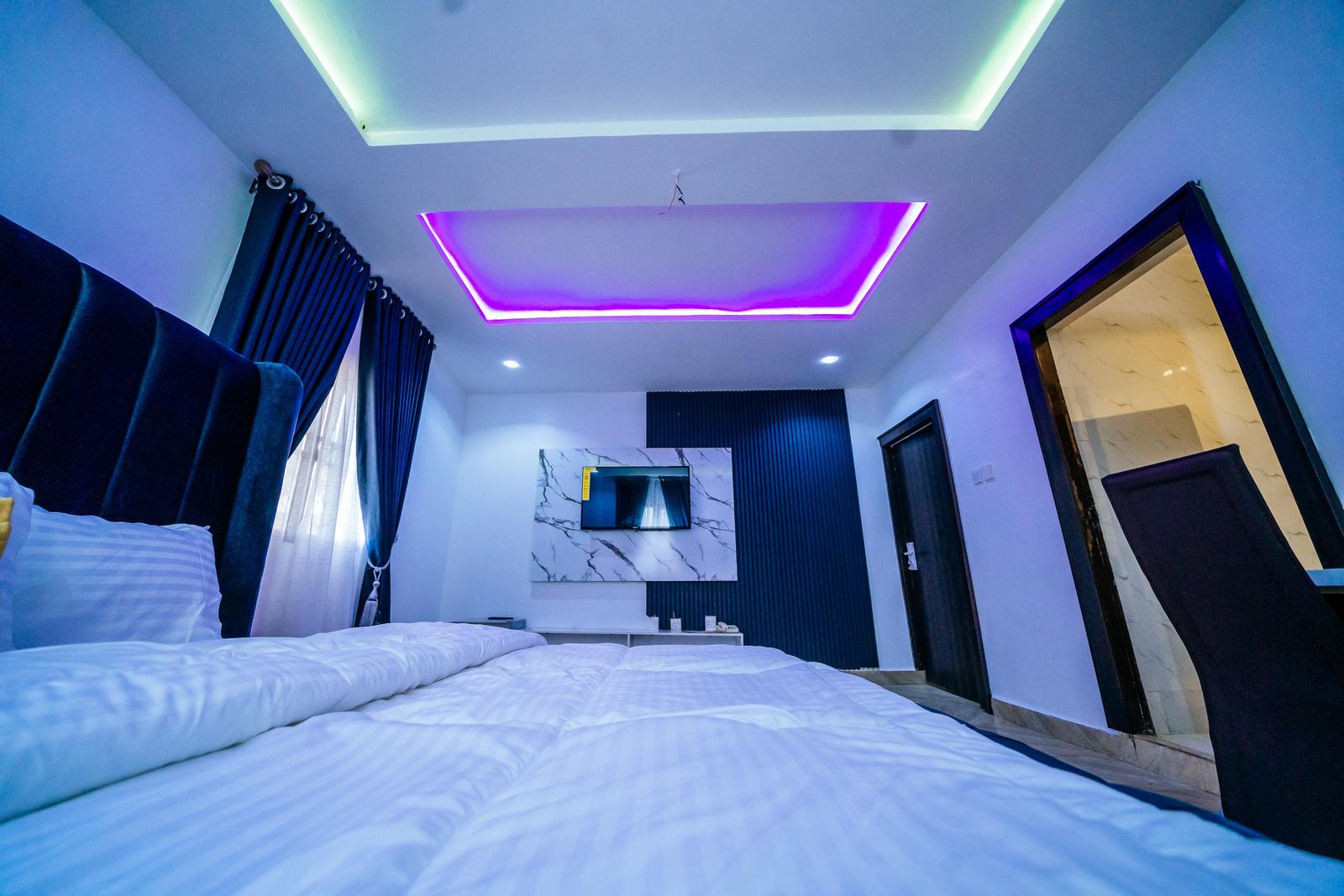 The Aurora Royal with colored mood lighting, angle 5