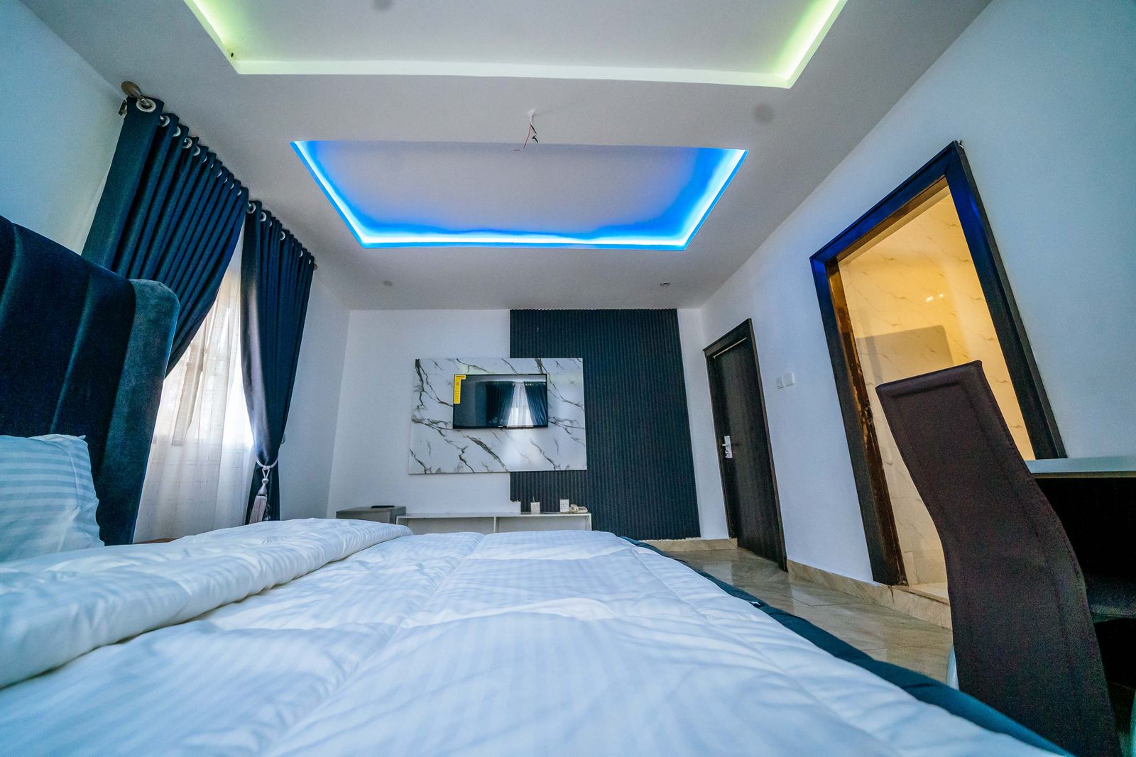 The Mood Suite, angle 4
